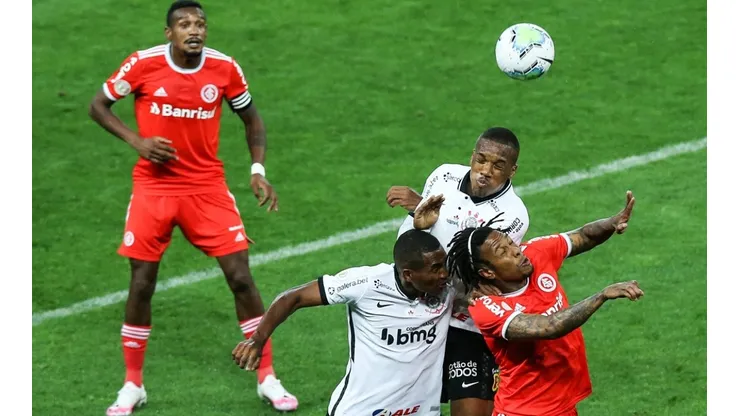 Internacional x Corinthians: veja as prováveis escalações para a partida