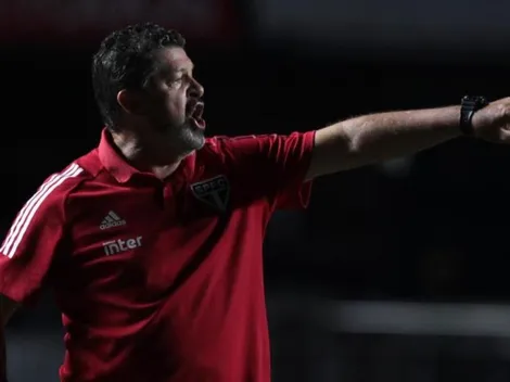 Vizolli abre o jogo e expõe 'culpado' por escalar São Paulo no 3-5-2