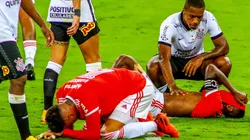 Internacional luta, mas esbarra no Corinthians e vê Flamengo ser campeão