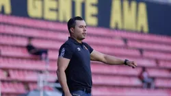 Sport renova contrato com Jair Ventura até final de 2021