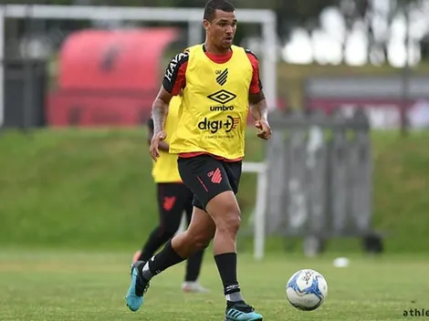 Zé Ivaldo e mais dois disputam vaga no Furacão que enfrenta o Sport; ataque também é dilema da escalação