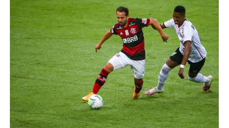 Abner é visado no mercado. Foto: Buda Mendes/Getty Images