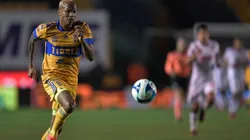 Luis Quiñones é monitorado pelo Timão. Foto: Azael Rodriguez/Getty Images