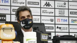 Eduardo Freeland age rápido no mercado e acerta contratação de atacante destaque da última Série B