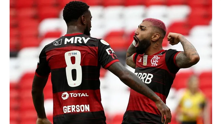 Gabi e Gerson festejam gol neste domingo. (Foto: Buda Mendes/Getty Images)