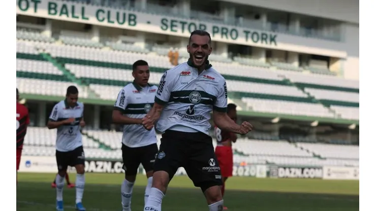 Morínigo indica reunião para resolver futuro de Rhodolfo e outros 10 jogadores