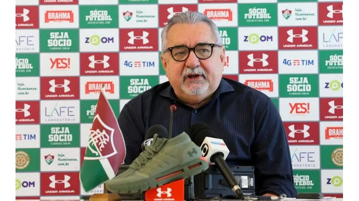 Angioni confirmou a saída do atleta. Foto: Lucas Merçon / FluminenseFC