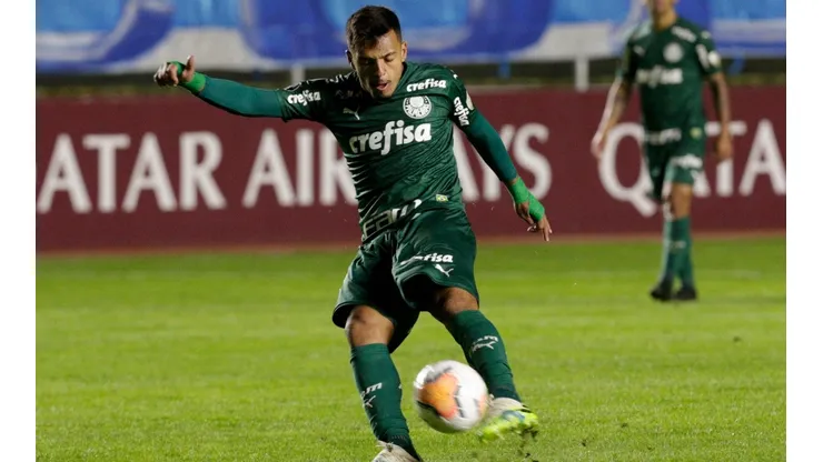 Gabriel Menino fará tratamento intensivo para pode jogar as finais da Copa do Brasil