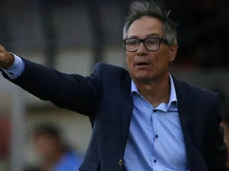 Santos encaminha contratação de Ariel Holan