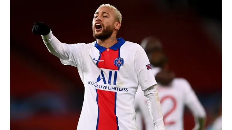 Após vitória do PSG sobre o Barcelona, pela Champions League, imprensa internacional se confundiu com tradução e apontou racismo de Neymar