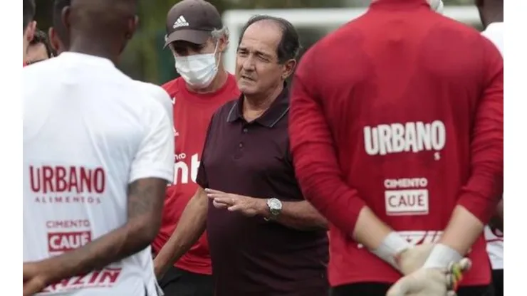 Muricy ajuda no planejamento de 2021 - Foto: Rubens Chiri/SPFC.