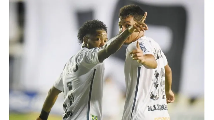 Santos vence e deixa Corinthians mais distante da Libertadores