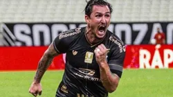 Vina deve seu futuro definido - Foto: Felipe Santos/Ceará.