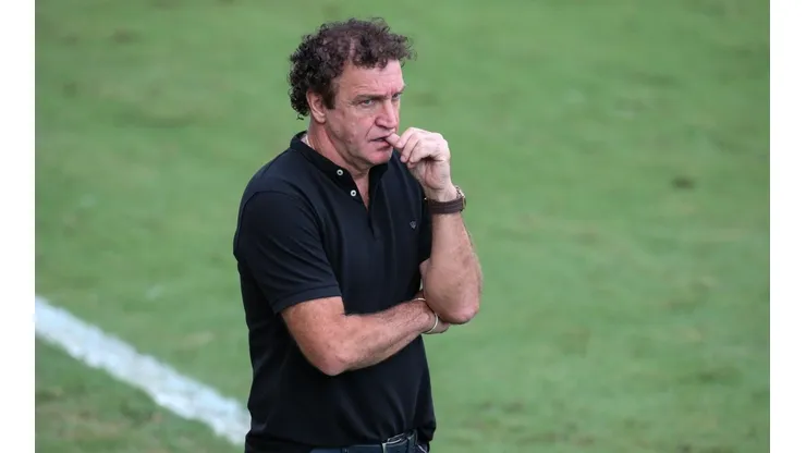 Cuca, à beira do campo comandando o Santos. (Foto: Alexandre Schneider/Getty Images)