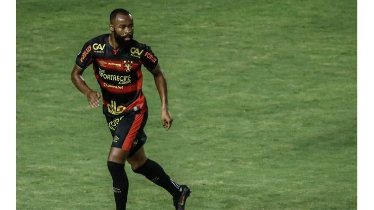 Marcão comemora a marca de 50 jogos pelo Leão da Ilha