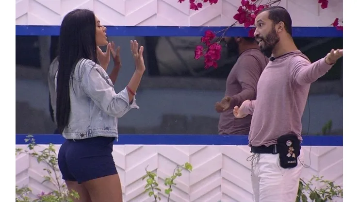 Pocah e Gilberto discutiram feio no BBB 21