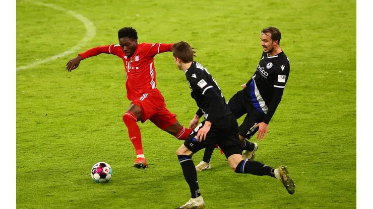 Bayern tropeça no Bielefeld após conquista do Mundial