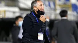 Ariel Holan é bem avaliado dentro do Peixe. Getty Images