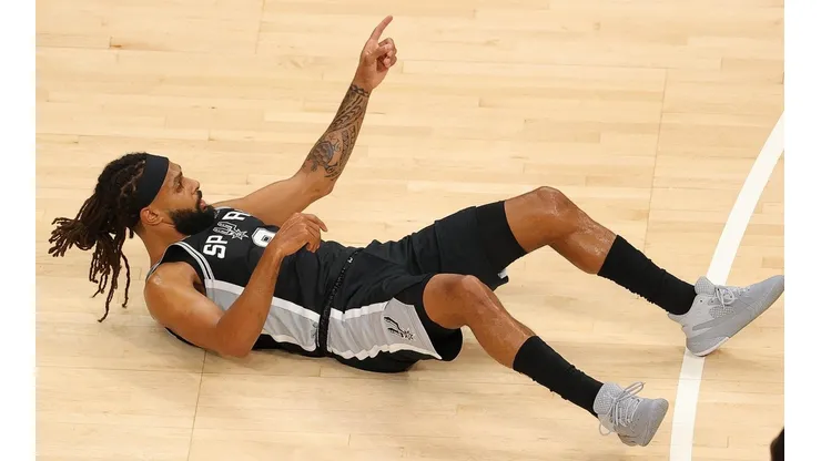 NBA: Spurs sofre possível surto de Covid-19 e jogo contra Pistons é adiado