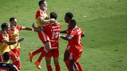 Internacional passa pelo Vasco e será campeão brasileiro se vencer o Flamengo