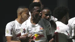 Empréstimo agrada e Bragantino oferece fortuna para comprar Eric Ramires