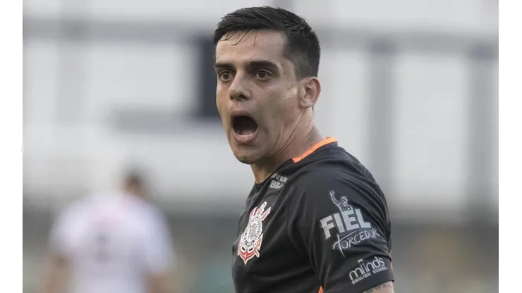 Fagner pode ficar fora do clássico - Foto: Daniel Augusto Jr/Corinthians.