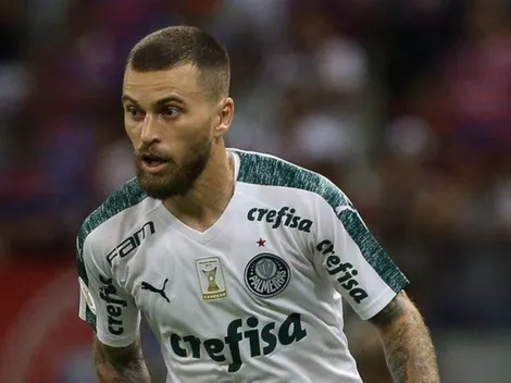 Torcida do Palmeiras detona Lucas Lima no aeroporto
