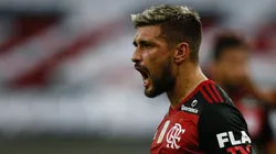 Arrascaeta comemorando gol pelo Mengão — Foto: Getty Images