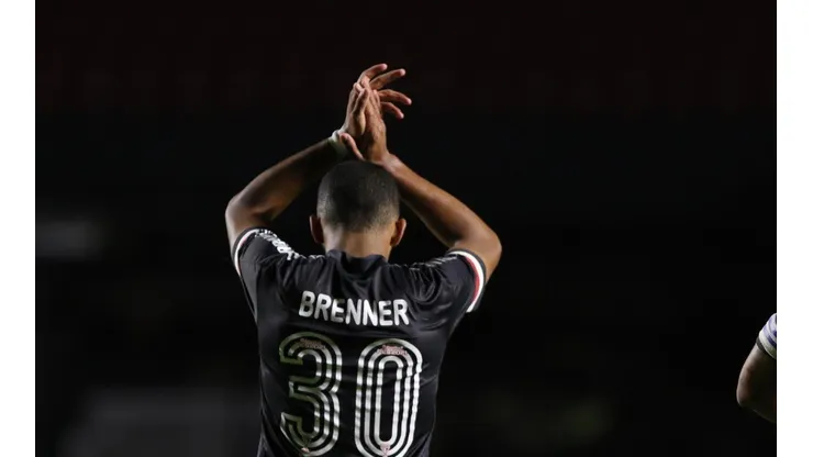 Brenner se despede da torcida e abre as portas para voltar ao São Paulo no futuro