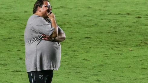 Ceará deve renovar com técnico Guto Ferreira até final de 2021