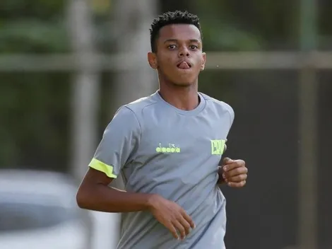 Riquelme tem brecha com lesão e pode reforçar Vasco contra o Inter