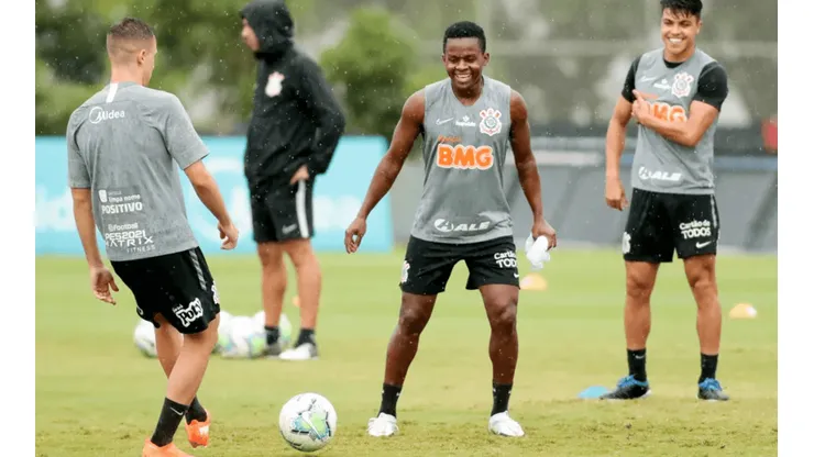 Corinthians pode contar com Jemerson e Cazares contra o Flamengo