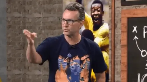 Neto comemora nos seus stories o momento em que o goleiro do Al Ahly defende o pênalti de Felipe Melo - (Reprodução/Os Donos da Bola)