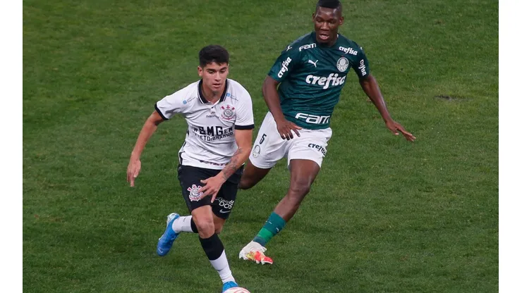 Araos perto de deixar o Timão. (Foto: Getty Images)