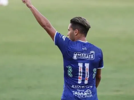 Reis lamenta a demora do Botafogo em contratá-lo