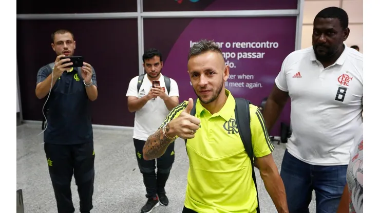 Rafinha no retorno do Flamengo após o Mundial de Clubes, em dezembro de 2019