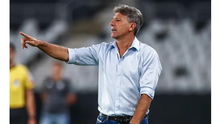 Renato tem futuro indefinido no Imortal - Foto: Lucas Uebel/Grêmio.