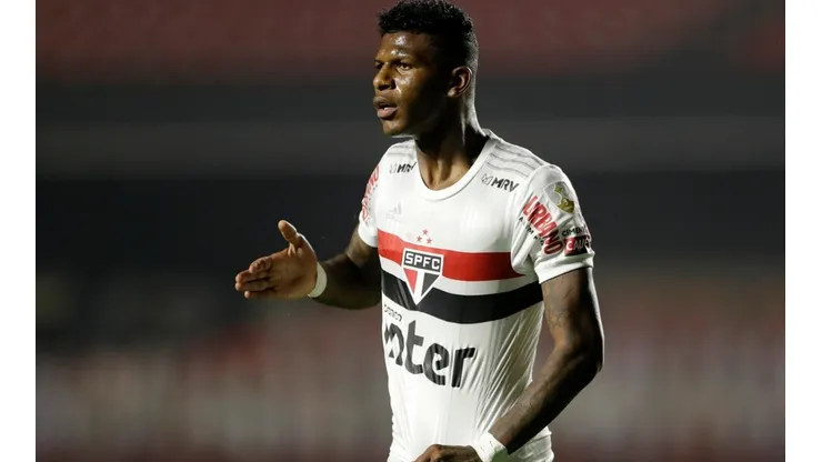 Atlético-MG tem interesse na contratação de Arboleda, do São Paulo