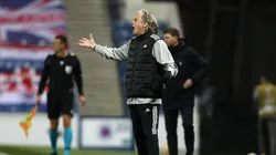 Benfica vence Famalicão no retorno de Jorge Jesus após Covid-19