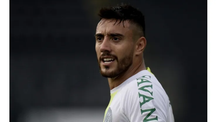 Alan Ruschel deixa Chapecoense e acerta com o Cruzeiro