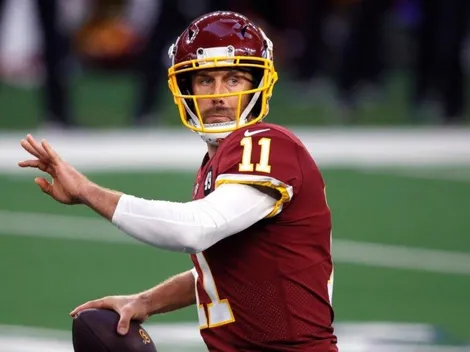 Após quase ter perna amputada, jogador recebe prêmio da NFL