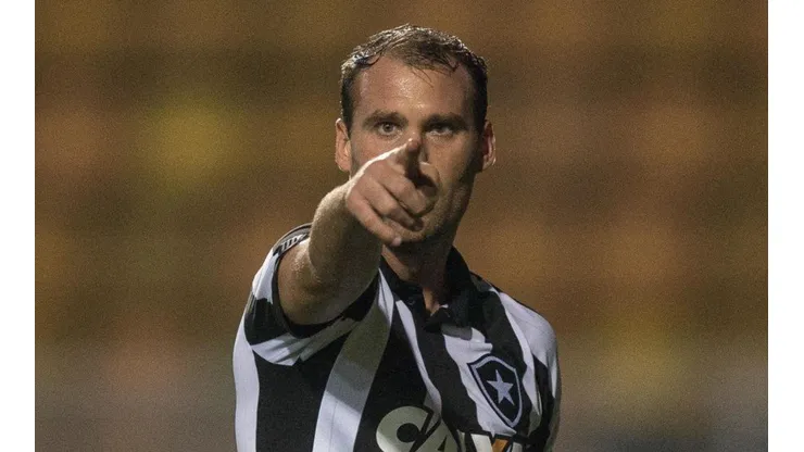 Carli pode voltar ao Botafogo. Getty Images