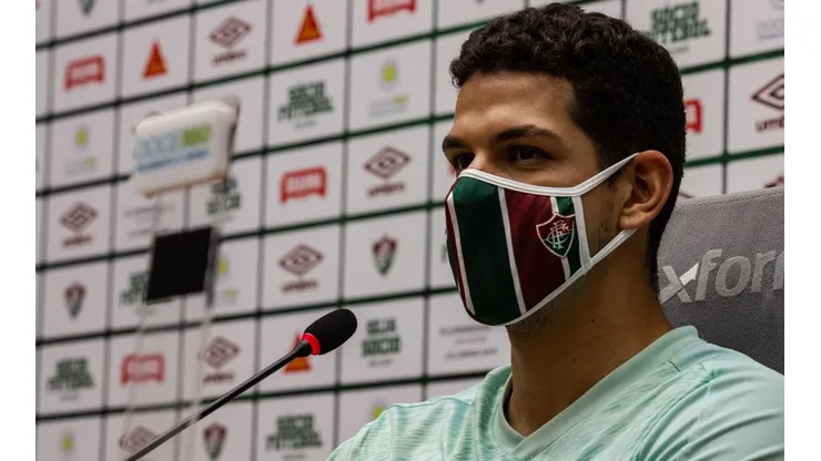 Nino soltou o verbo contra a CBF. LUCAS MERÇON / FLUMINENSE F.C