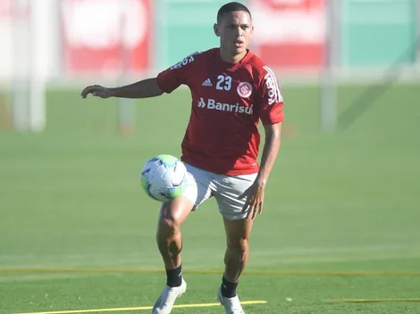 Baldasso ironiza Marcos Guilherme e questiona rendimento em treinos