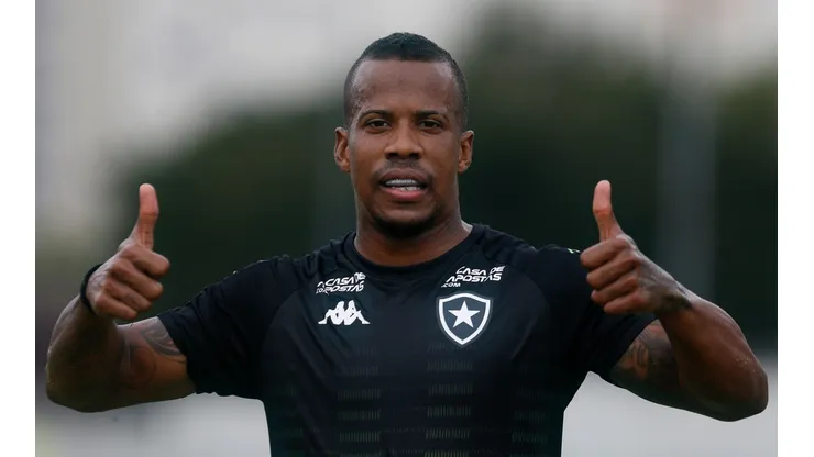 Guilherme Santos pode permanecer no Glorioso. Vítor Silva/Botafogo