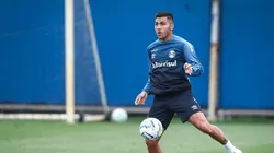 Grêmio: Pinales treina normalmente e diretoria encerra polêmica