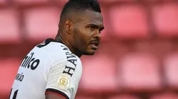 Athletico corre para não perder Nikão de graça no fim da temporada