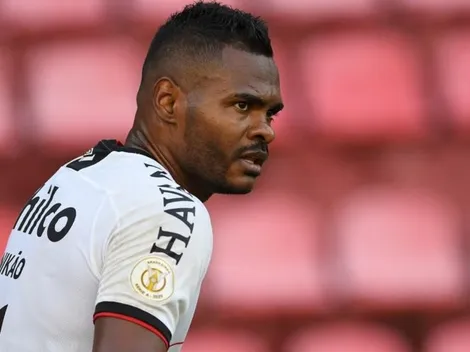 Athletico corre para não perder Nikão de graça no fim da temporada