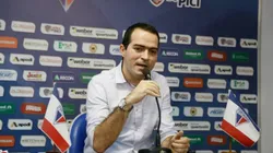 Paz busca um meio-campista. Divulgação