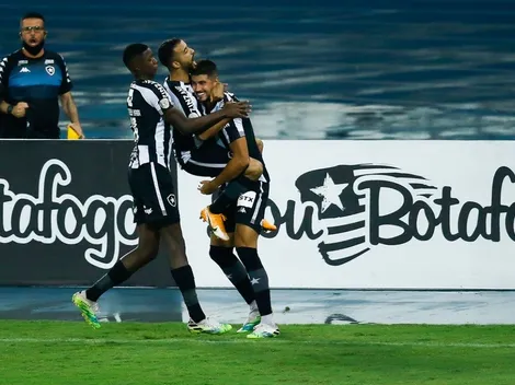 Corinthians faz sondagem por atacante do Botafogo; Timão busca contrato por empréstimo ou troca de jogadores